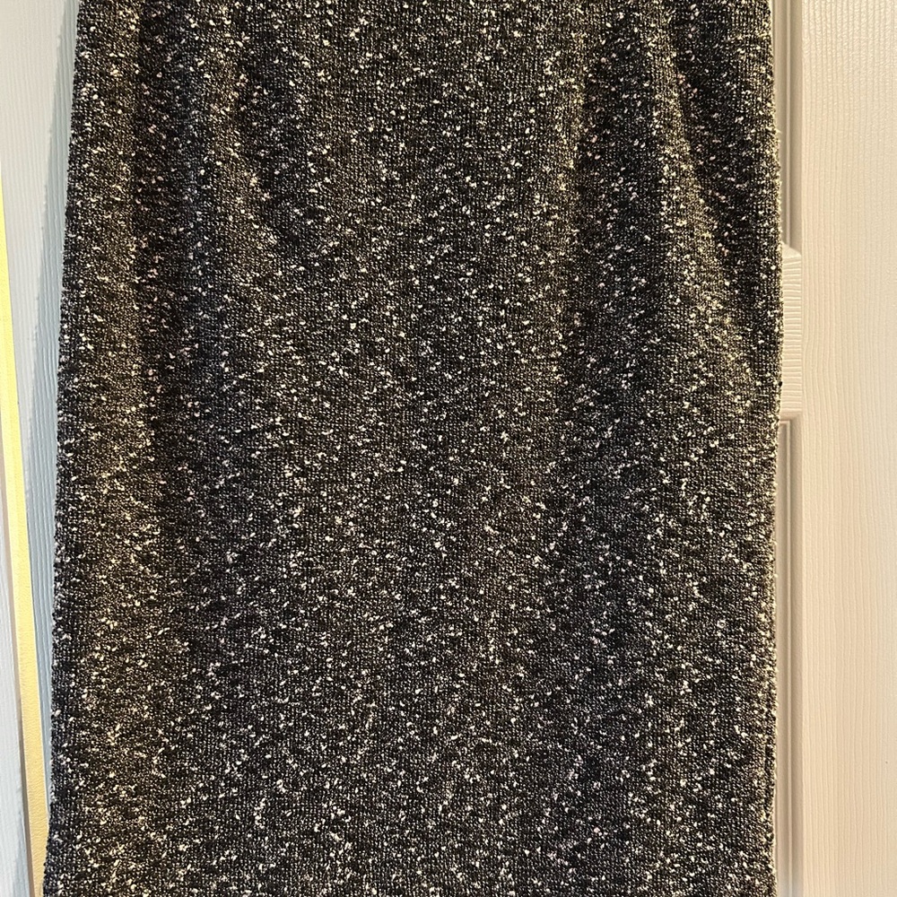 Elegant Black and Pink Women's Skirt